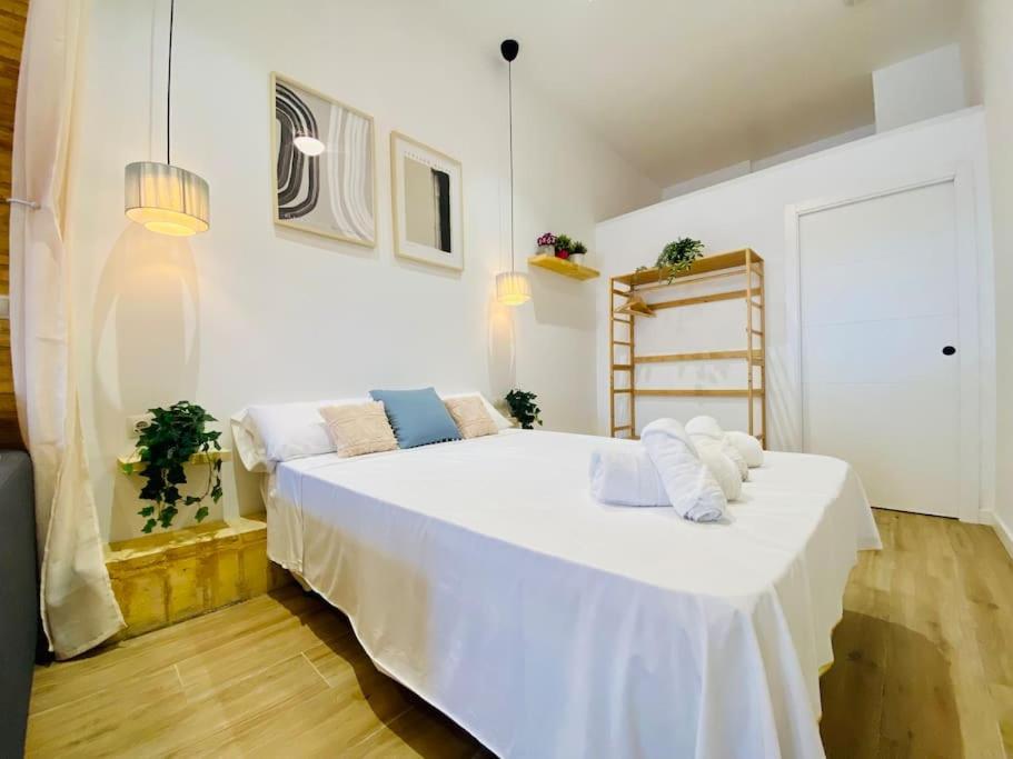 Relaxing Beachside Cabanyal Loft Valencia Exterior photo