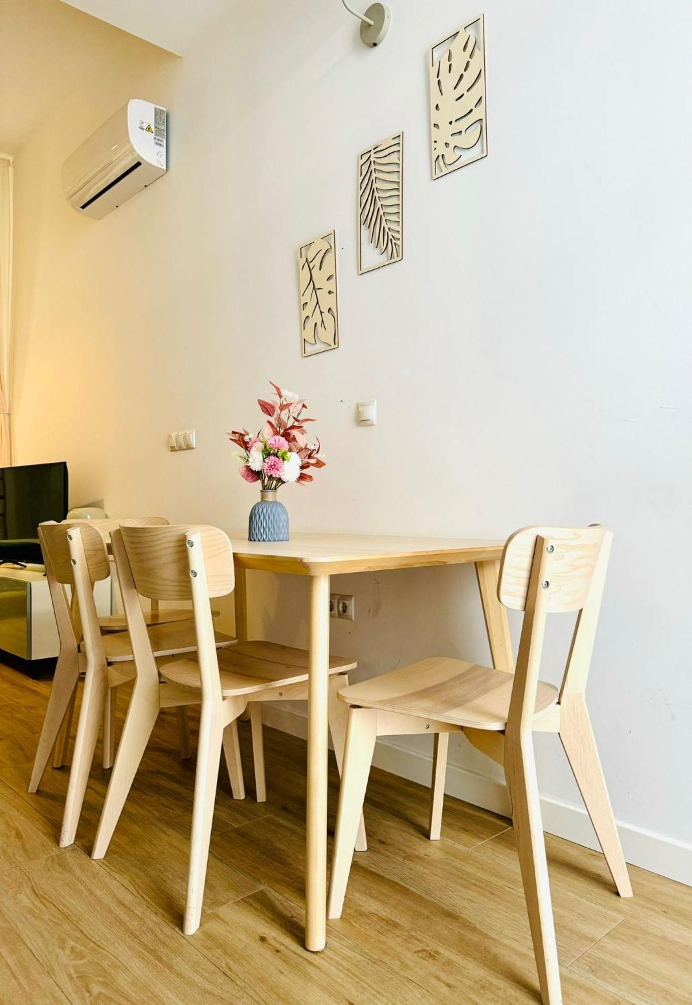 Relaxing Beachside Cabanyal Loft Valencia Exterior photo