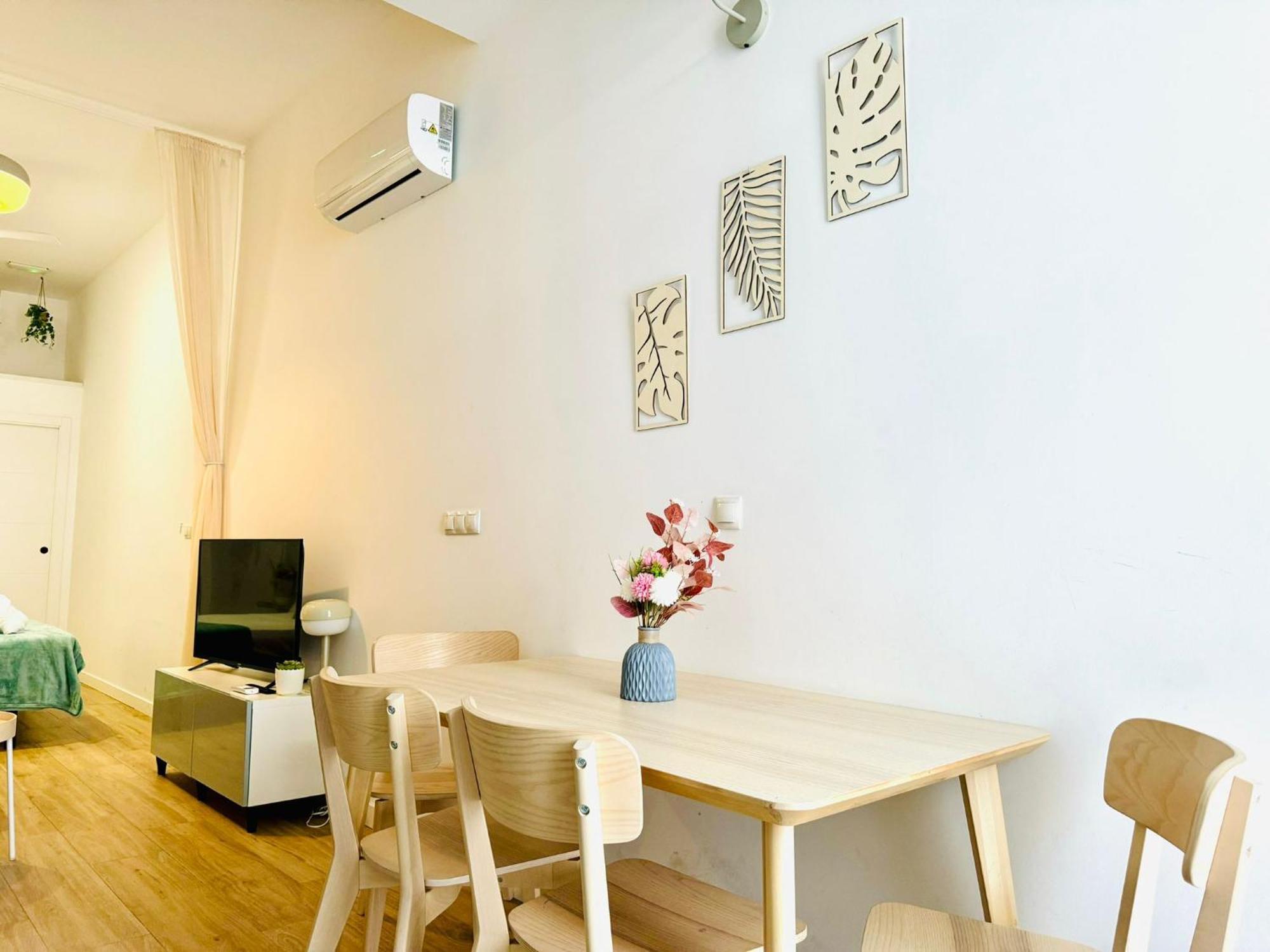 Relaxing Beachside Cabanyal Loft Valencia Exterior photo
